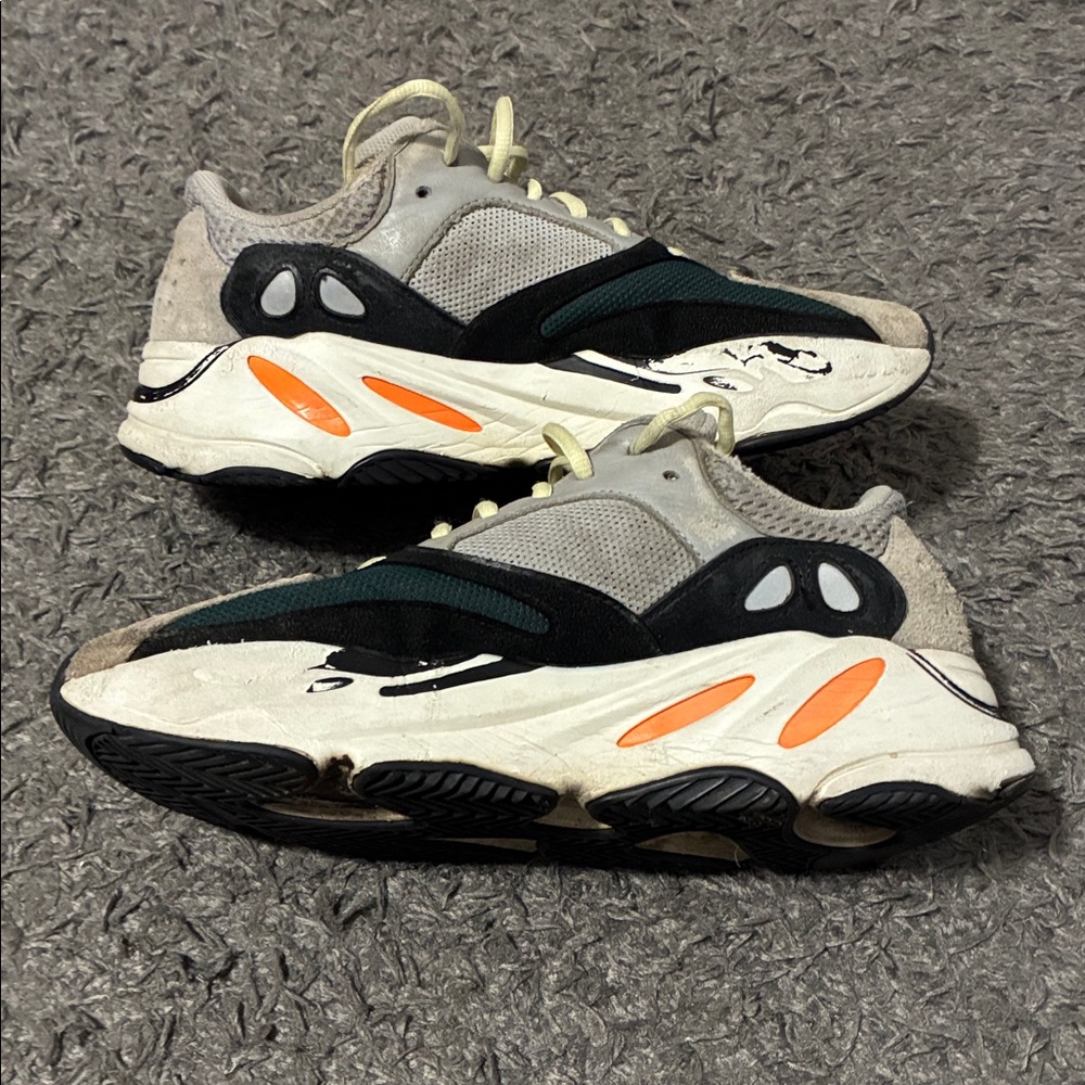 Yeezy 700 wave runner - Picture 2 of 8